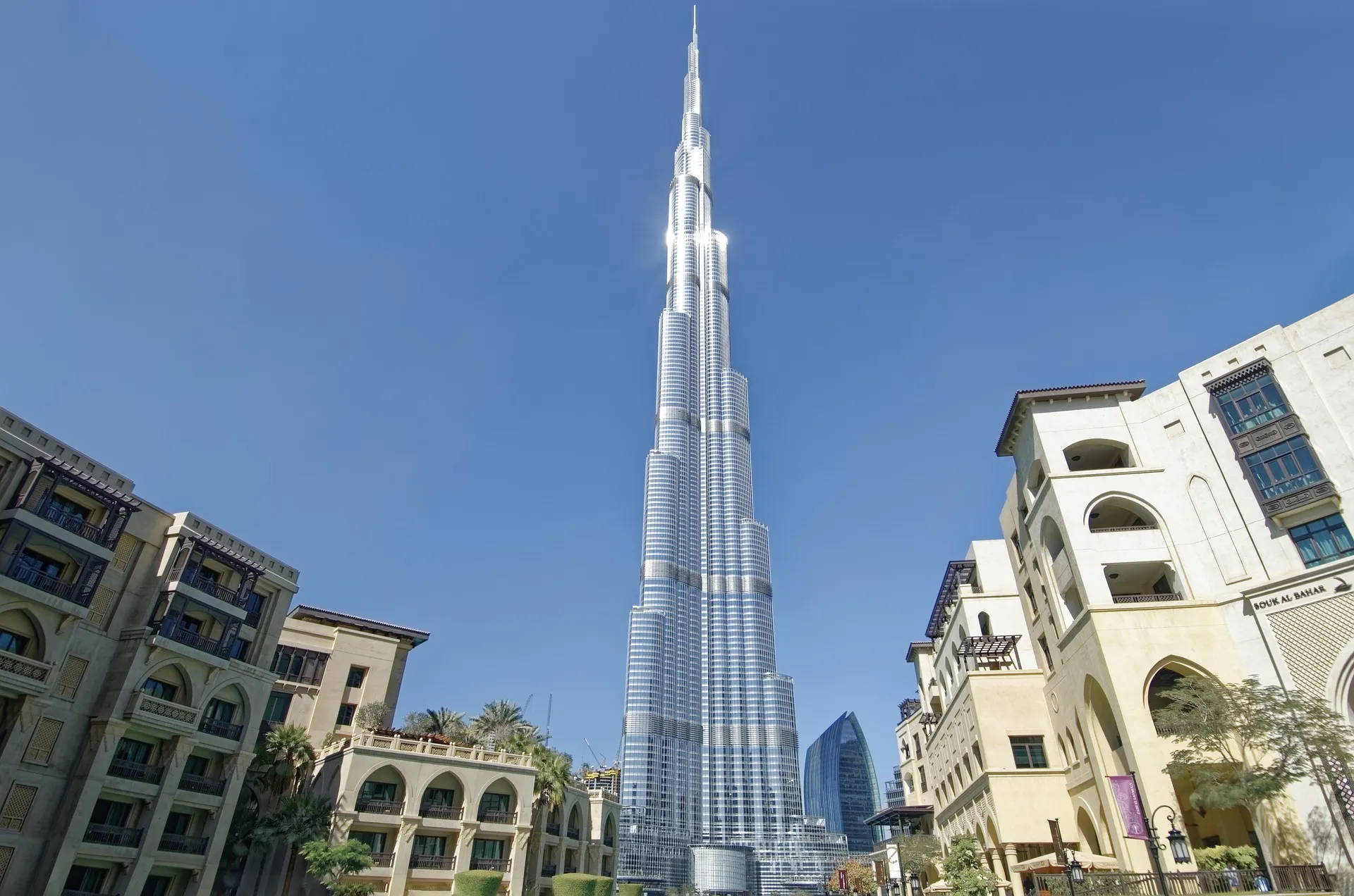 Burge-UAE_11zon