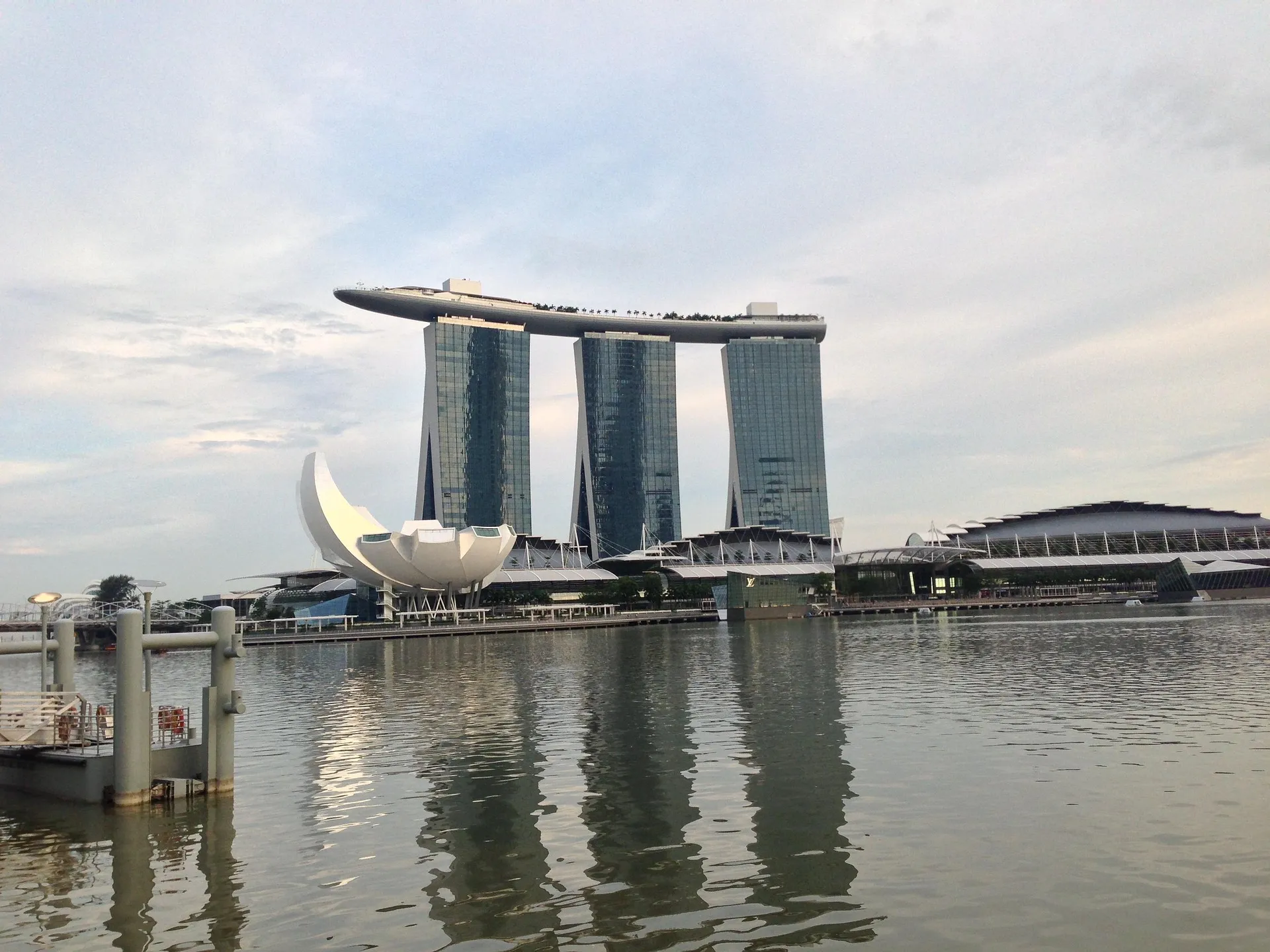marina-bay-sands_11zon